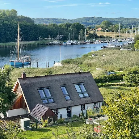 Seedorf Hideaway, Reethaus Mit Garten Und Privatsteg, Kamin, Sauna Und Hot Tub